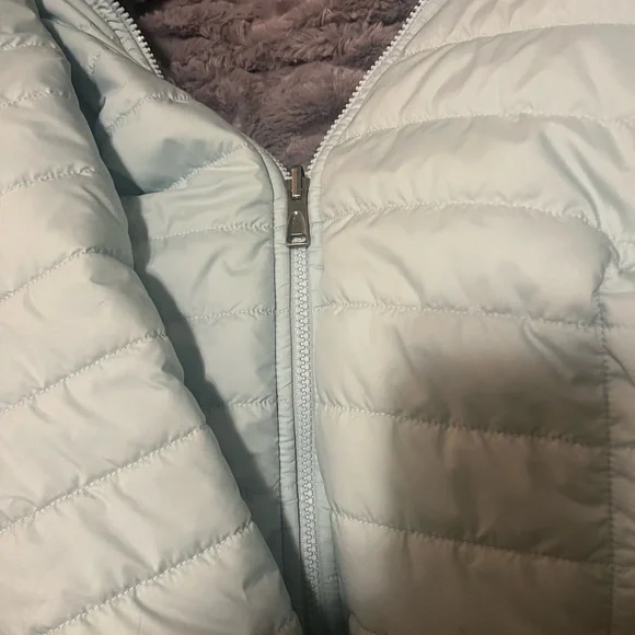 The North Face puffer coat - Picture 3 of 4